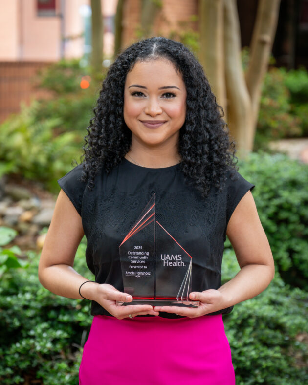 2025 Outstanding Community Service Winner:  Amelia Hernandez, RN from the Neurology Center