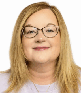 Leslie Headshot Photo
